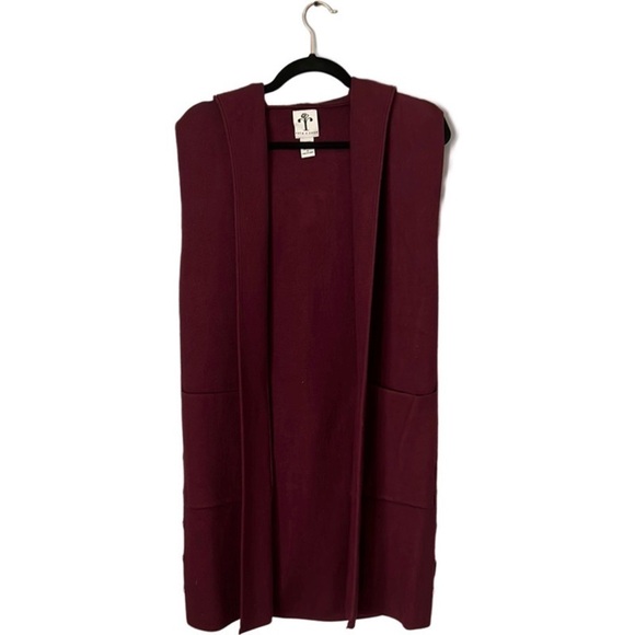Rain + Rose merlot/burgundy/ colored sleeveless cardigan w/ side stitch detail S - Picture 1 of 5